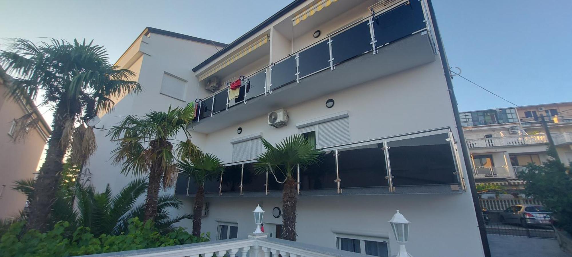 Apartments Ema Crikvenica Eksteriør bilde